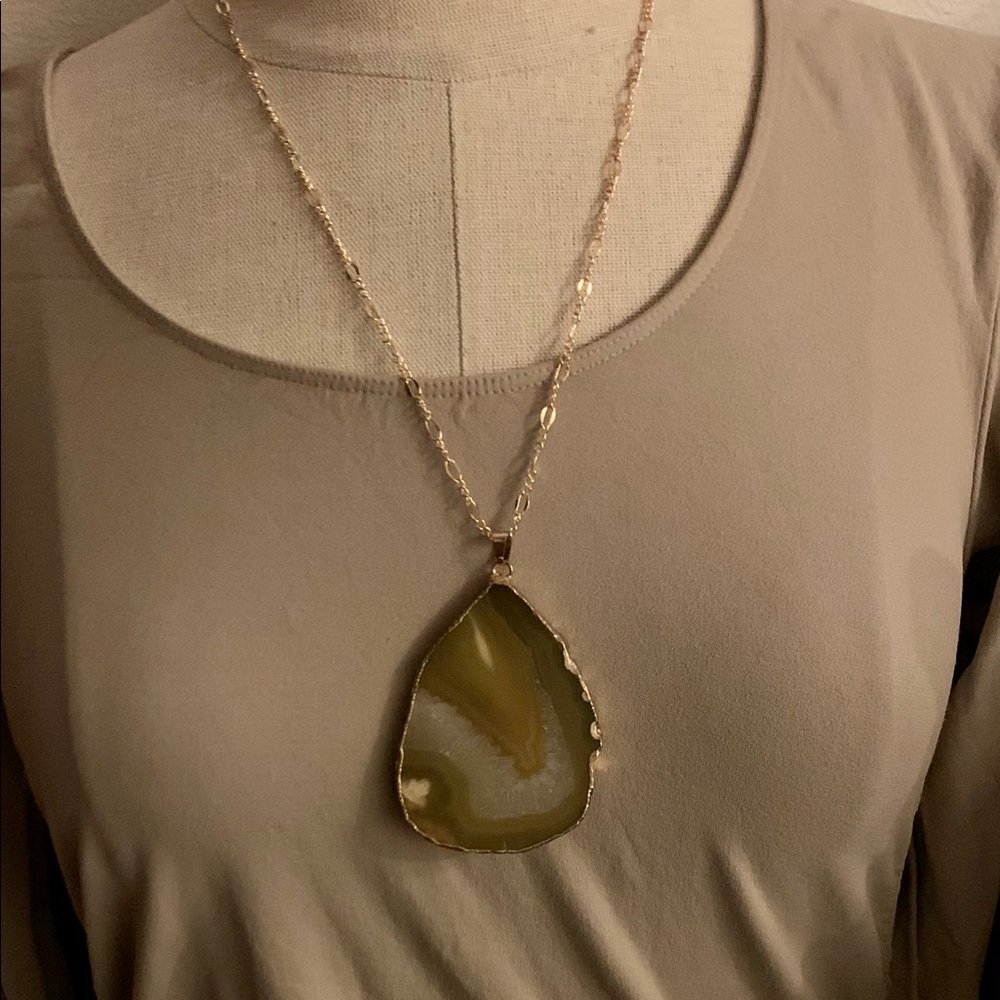 Amazing Sliced Agate Pendant and Necklace NEW